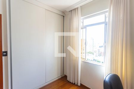 Apartamento à venda com 94m², 3 quartos e 3 vagasQuarto 3