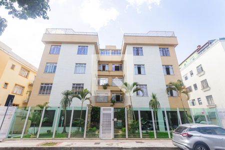 Apartamento à venda com 94m², 3 quartos e 3 vagasFachada