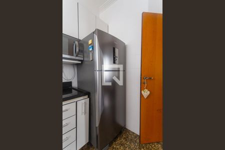 Apartamento à venda com 94m², 3 quartos e 3 vagasGeladeira