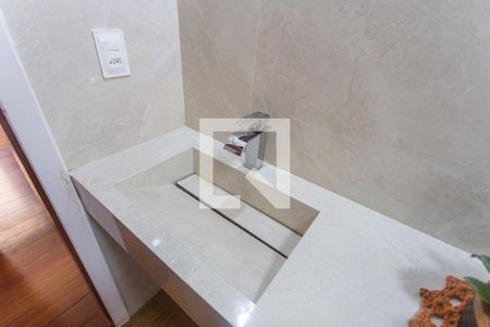 Apartamento à venda com 94m², 3 quartos e 3 vagasPia do Banheiro Social