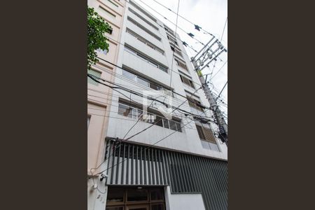 Apartamento à venda com 90m², 2 quartos e sem vaga Apartamento à venda com 90m², 2 quartos e sem vagaFachada