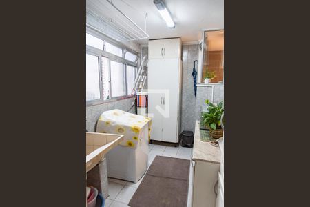 Apartamento à venda com 90m², 2 quartos e sem vaga Apartamento à venda com 90m², 2 quartos e sem vagaÁrea de serviço