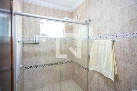 Casa à venda com 300m², 4 quartos e 3 vagas Casa à venda com 300m², 4 quartos e 3 vagasBanheiro da Suíte