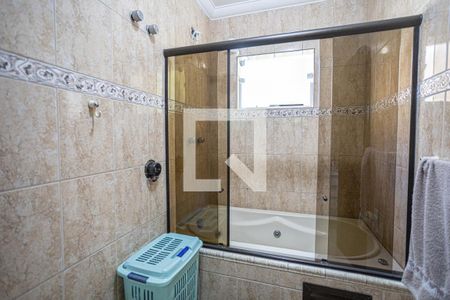 Casa à venda com 300m², 4 quartos e 3 vagas Casa à venda com 300m², 4 quartos e 3 vagasBanheiro 2