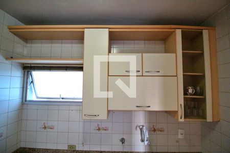 Apartamento à venda com 65m², 2 quartos e 1 vagaCozinha (armários)