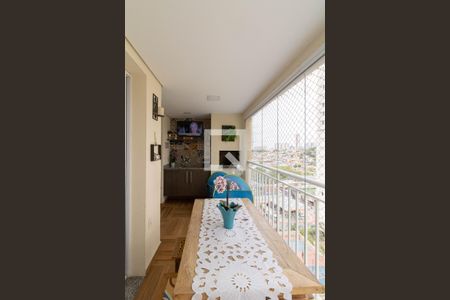 Apartamento à venda com 114m², 3 quartos e 2 vagas Apartamento à venda com 114m², 3 quartos e 2 vagasVaranda Gourmet