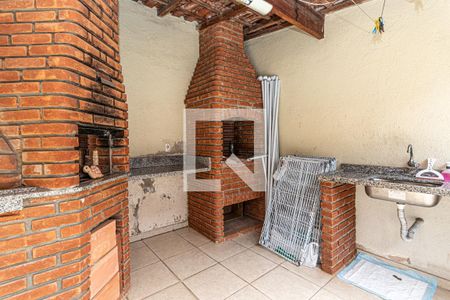 Casa à venda com 180m², 3 quartos e 3 vagasChurrasqueira