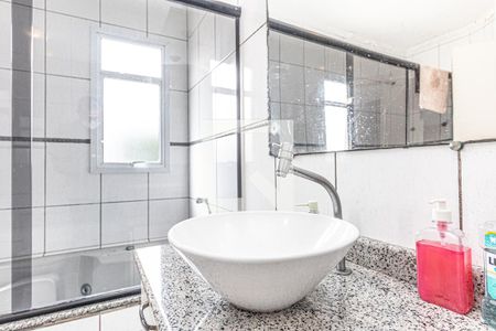 Casa à venda com 180m², 3 quartos e 3 vagasBanheiro