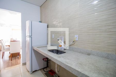 Casa para alugar com 55m², 2 quartos e 2 vagas Casa para alugar com 55m², 2 quartos e 2 vagasCozinha