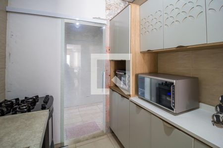 Casa para alugar com 55m², 2 quartos e 2 vagas Casa para alugar com 55m², 2 quartos e 2 vagasCozinha