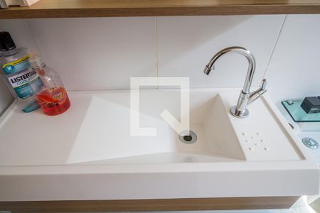 Casa para alugar com 55m², 2 quartos e 2 vagas Casa para alugar com 55m², 2 quartos e 2 vagasBanheiro