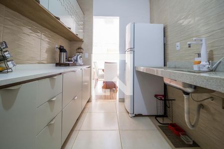 Casa para alugar com 55m², 2 quartos e 2 vagas Casa para alugar com 55m², 2 quartos e 2 vagasCozinha