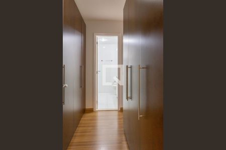 Apartamento para alugar com 120m², 3 quartos e 2 vagas Apartamento para alugar com 120m², 3 quartos e 2 vagasSuíte