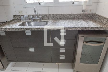 Apartamento para alugar com 120m², 3 quartos e 2 vagas Apartamento para alugar com 120m², 3 quartos e 2 vagasCozinha