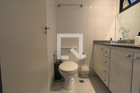 Banheiro da Suíte 1 de apartamento à venda com 3 quartos, 132m² em Barra Funda, São Paulo