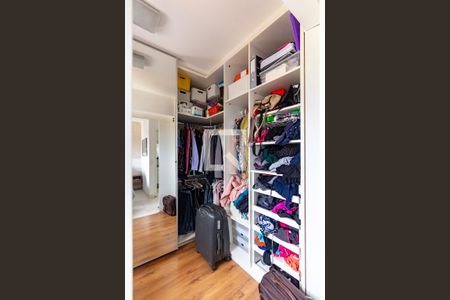 Apartamento à venda com 128m², 3 quartos e 3 vagasCloset da Suíte