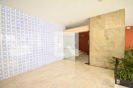 Apartamento para alugar com 76m², 2 quartos e sem vagaHall de Entrada