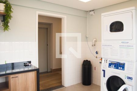 Studio para alugar com 16m², 1 quarto e sem vaga Studio para alugar com 16m², 1 quarto e sem vagaÁrea comum - Lavanderia