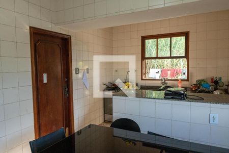 Casa à venda com 400m², 4 quartos e 2 vagasCozinha