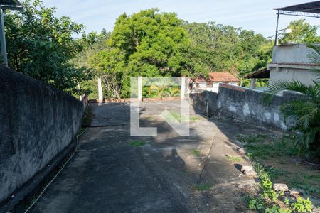 Casa à venda com 400m², 4 quartos e 2 vagasQuintal 