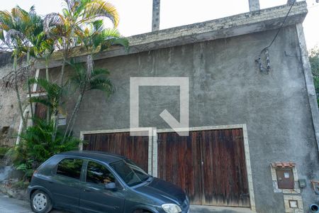 Casa à venda com 400m², 4 quartos e 2 vagasFachada