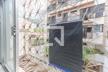 Apartamento à venda com 71m², 2 quartos e 1 vaga Apartamento à venda com 71m², 2 quartos e 1 vagaVista