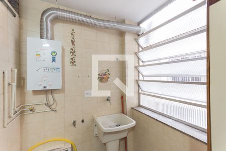 Apartamento à venda com 71m², 2 quartos e 1 vaga Apartamento à venda com 71m², 2 quartos e 1 vagaCozinha e Área de Serviço