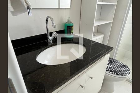 Apartamento para alugar com 65m², 2 quartos e 1 vagaBanheiro da Suíte