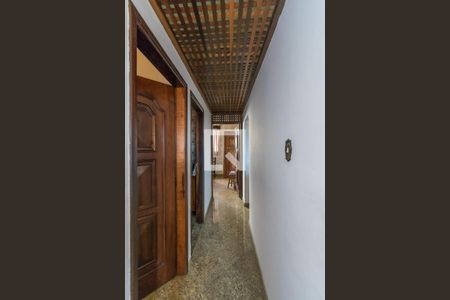 Sala - Corredor de casa à venda com 3 quartos, 260m² em Braz de Pina, Rio de Janeiro