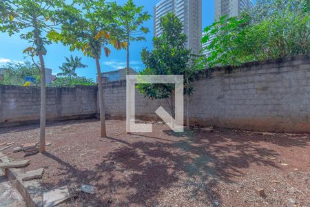 Casa para alugar com 100m², 3 quartos e 2 vagas Casa para alugar com 100m², 3 quartos e 2 vagasQuintal