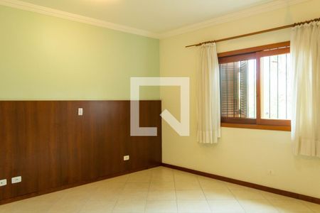 Casa à venda com 700m², 3 quartos e 6 vagas Casa à venda com 700m², 3 quartos e 6 vagasQuarto 2