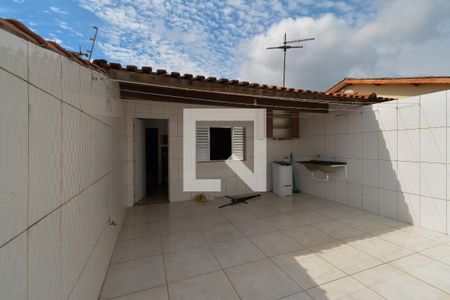 Casa à venda com 155m², 3 quartos e 5 vagas Casa à venda com 155m², 3 quartos e 5 vagasSacada