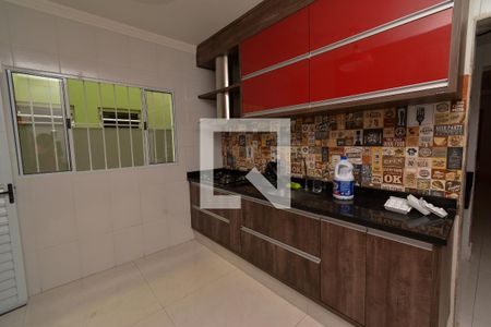 Casa à venda com 155m², 3 quartos e 5 vagas Casa à venda com 155m², 3 quartos e 5 vagasCozinha