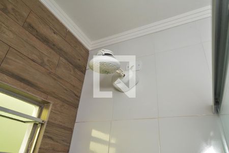 Casa à venda com 155m², 3 quartos e 5 vagas Casa à venda com 155m², 3 quartos e 5 vagasChuveiro