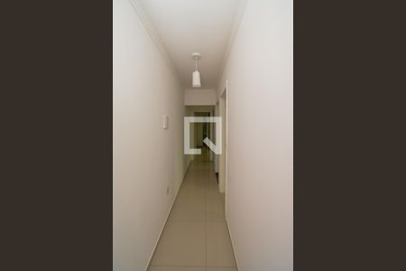 Casa à venda com 155m², 3 quartos e 5 vagas Casa à venda com 155m², 3 quartos e 5 vagasCorredor