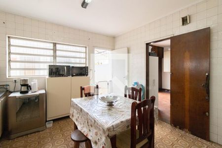 Casa à venda com 365m², 4 quartos e 5 vagasCozinha