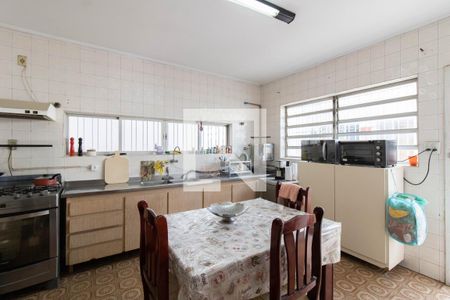 Casa à venda com 365m², 4 quartos e 5 vagasCozinha