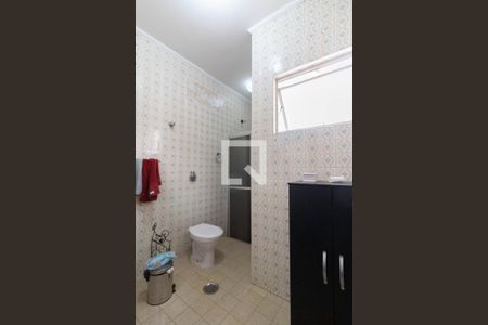 Casa à venda com 365m², 4 quartos e 5 vagasBanheiro 2