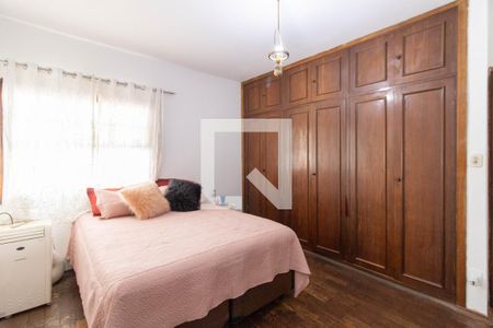 Casa à venda com 365m², 4 quartos e 5 vagasQuarto 1