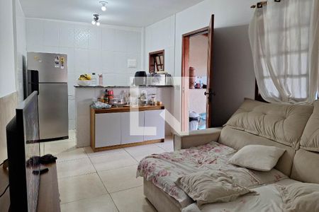 Sala de casa para alugar com 2 quartos, 360m² em Maravista, Niterói