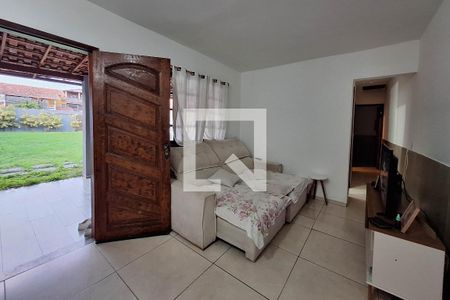 Sala de casa para alugar com 2 quartos, 360m² em Maravista, Niterói