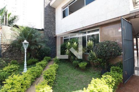 Casa à venda com 380m², 5 quartos e 6 vagasFachada do bloco