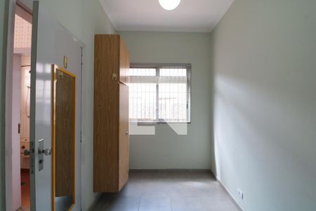 Casa à venda com 380m², 5 quartos e 6 vagasQuarto de Serviço