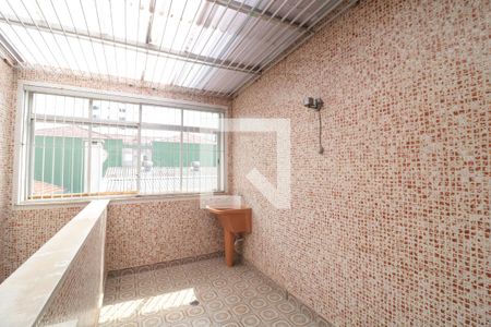 Casa à venda com 380m², 5 quartos e 6 vagasArea de serviço 