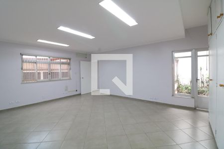 Casa à venda com 380m², 5 quartos e 6 vagasSala 4