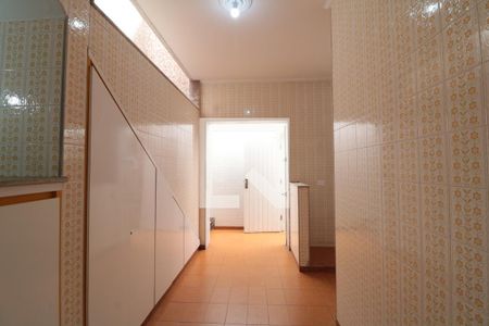 Casa à venda com 380m², 5 quartos e 6 vagasArea de serviço 