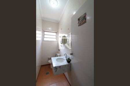 Casa à venda com 380m², 5 quartos e 6 vagasLavabo 1