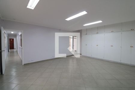 Casa à venda com 380m², 5 quartos e 6 vagasSala 4