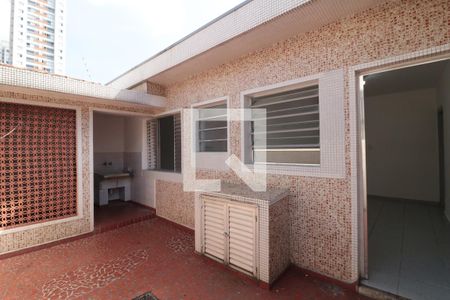 Casa à venda com 380m², 5 quartos e 6 vagasArea de serviço 