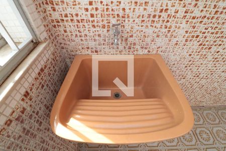 Casa à venda com 380m², 5 quartos e 6 vagasArea de serviço  - tanque